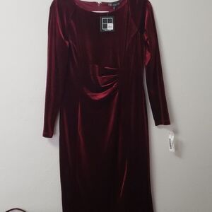 Carre noir dress 